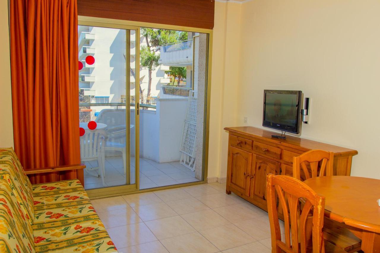 Juniper Apartment Салоу Екстериор снимка